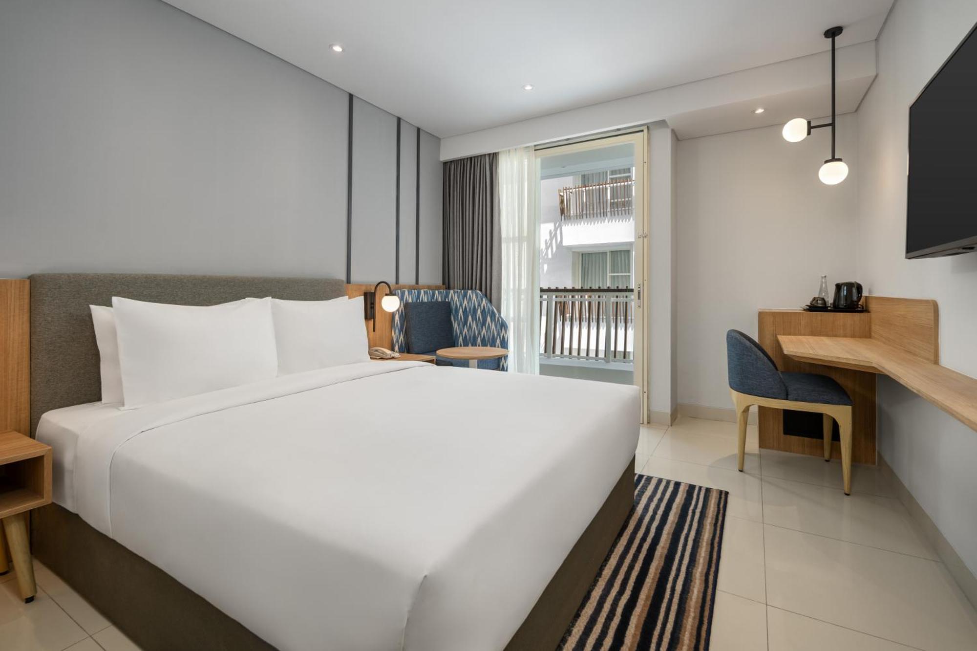 Holiday Inn Express Bali Sunset Road By Ihg Kuta Lombok Exteriér fotografie