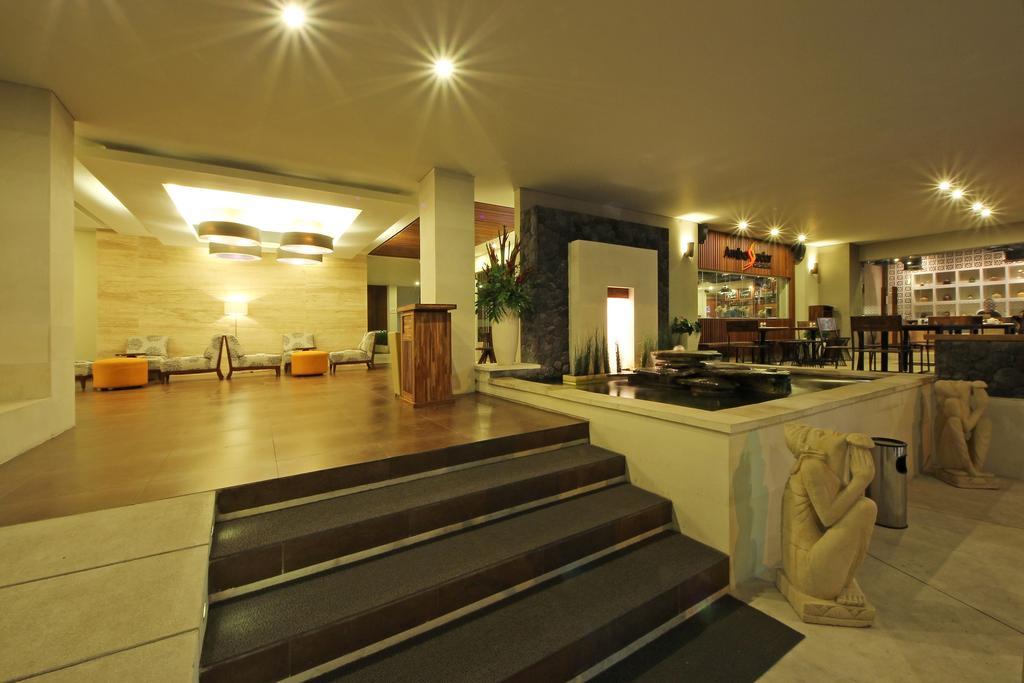 Holiday Inn Express Bali Sunset Road By Ihg Kuta Lombok Exteriér fotografie
