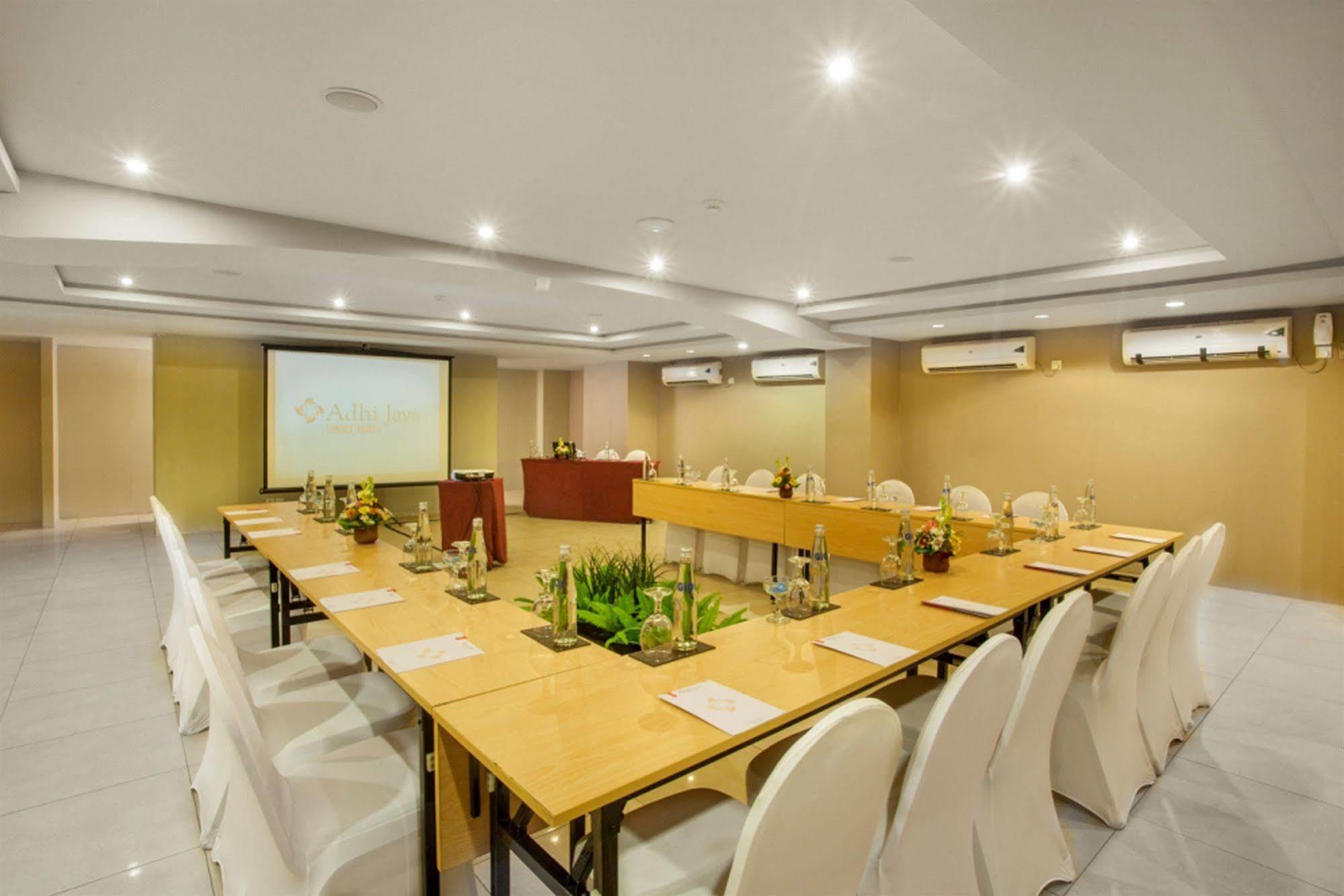 Holiday Inn Express Bali Sunset Road By Ihg Kuta Lombok Exteriér fotografie