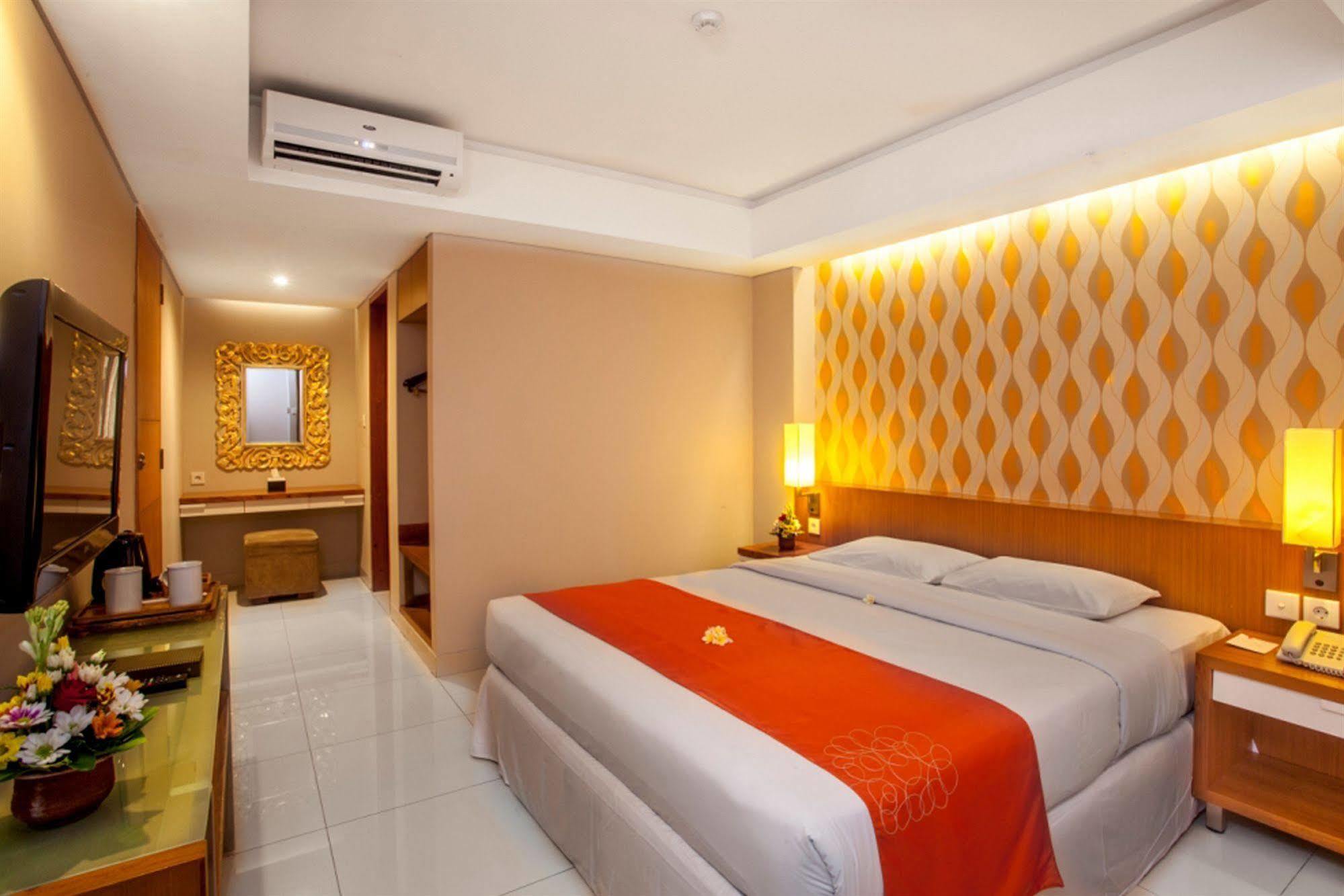 Holiday Inn Express Bali Sunset Road By Ihg Kuta Lombok Exteriér fotografie
